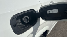 Volvo Xc90 2.0 B5P [250] R DESIGN 5dr AWD Gtron Petrol Estate